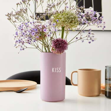 Ваза "Kiss" 11 см Lavender Favourite Design Letters