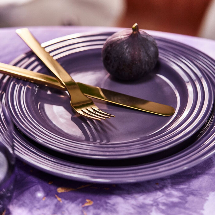 Тарелка для завтрака 22 см, фиолетовая Ultra Violet Le Creuset