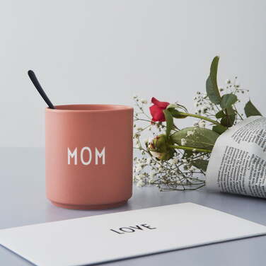 Кружка "Mom" 0,25 л Nude Favourite Design Letters